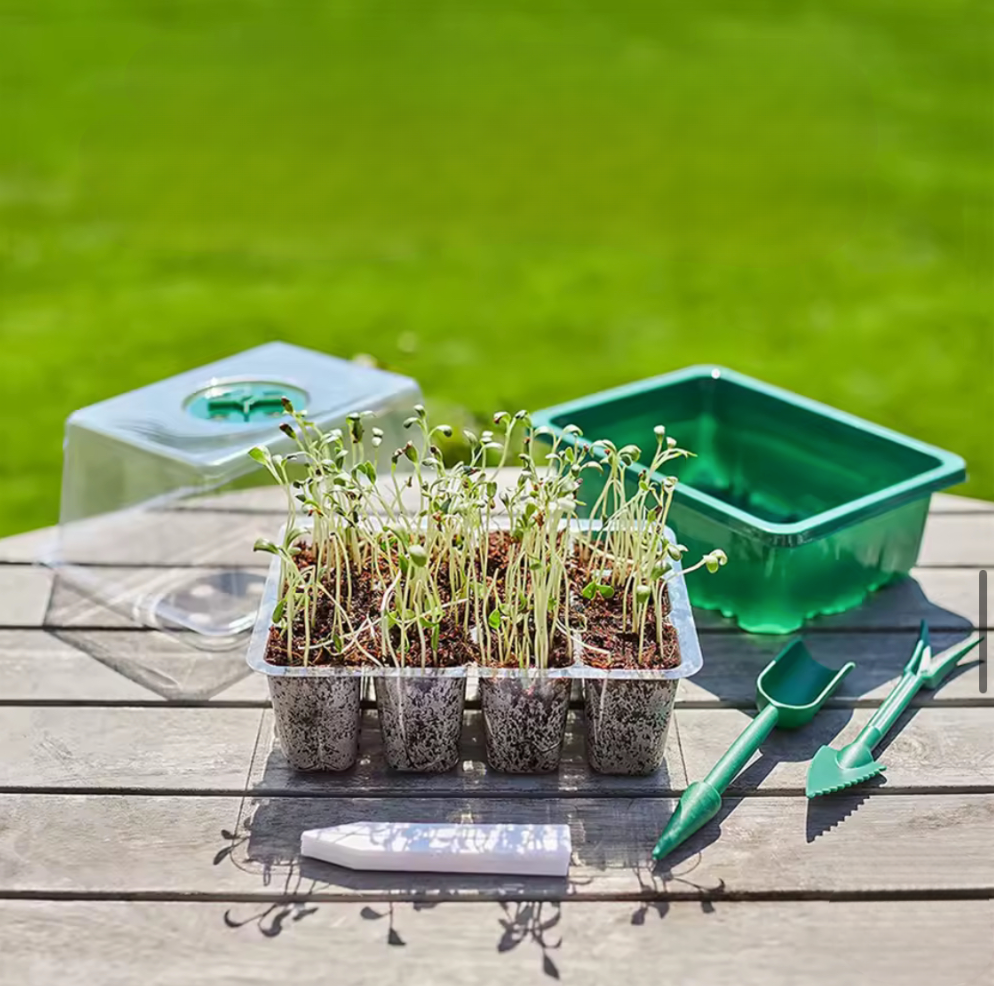 Smart inomhusodling med LED-ljus och ventilationssystem